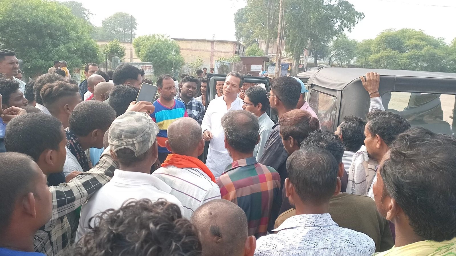 राजा की दखल से दुकानदारों को मिला को न्याय 