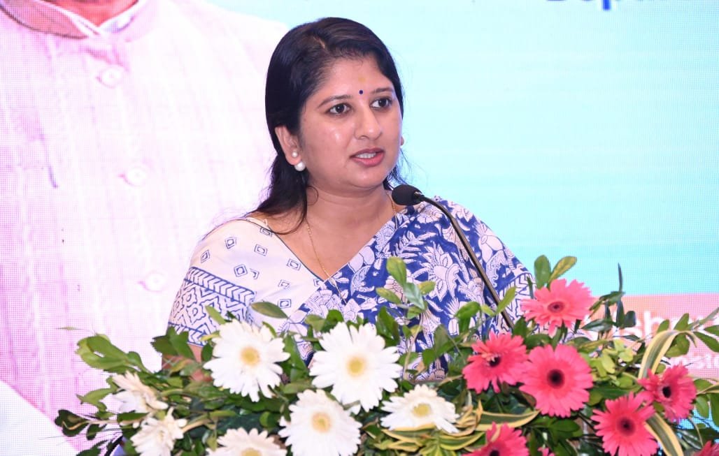 बाल आयोग ने शिक्षिका द्वारा बच्ची के साथ की गई अमानवीय हरकत पर लिया संज्ञान