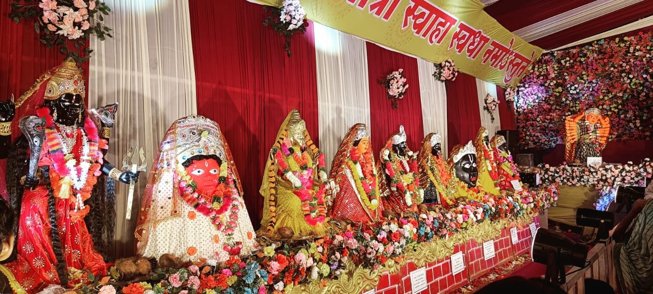 आस्था का अनोखा धाम बना नेवारीगुढ़ा: 51 शक्तिपीठ और मां नवदुर्गा के दर्शन को उमड़ रही हर दिन हजारों की भीड़