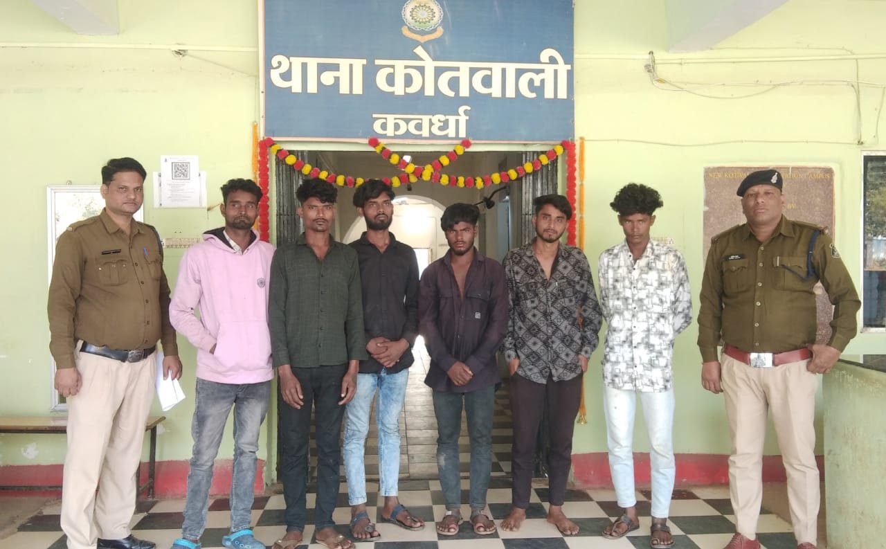 कवर्धा सरोदा रोड पर राहगीरों से अवैध वसूली करने वाले असामाजिक तत्वों पर कार्रवाई 